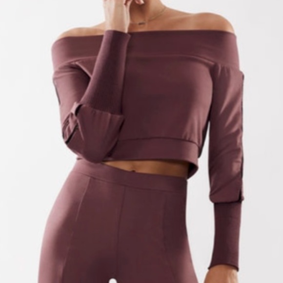 Carbon38 Tops - Carbon38 Off the Shoulder Long Sleeve Top